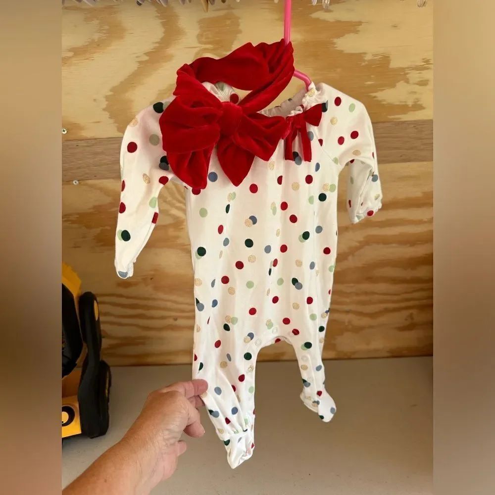 New Mudpie Christmas Sleeper w/headband